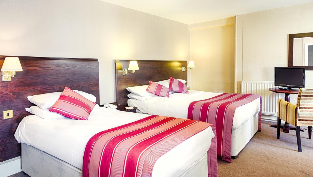 אלנוויק White Swan Hotel מראה חיצוני תמונה